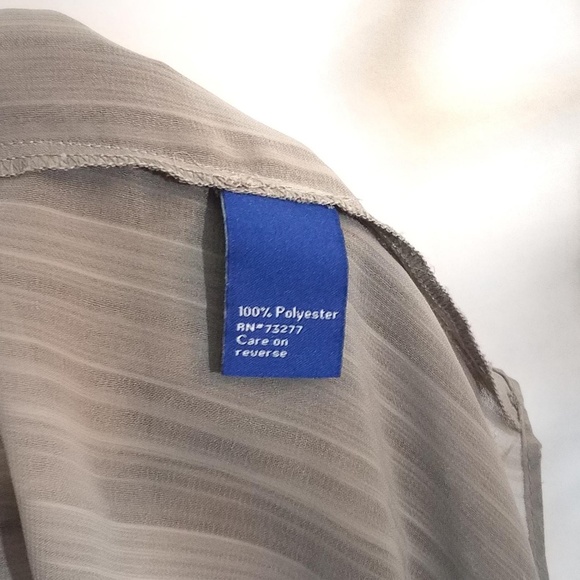 2in1 Gray Cami with Sheer Shell Long Sleeve Top - Picture 5 of 6